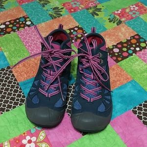 Merrell Capra Mid Hiking Boot